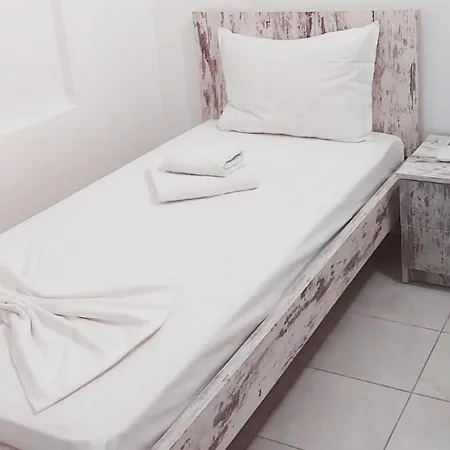 Zorbas House * Heraklion (Crete)